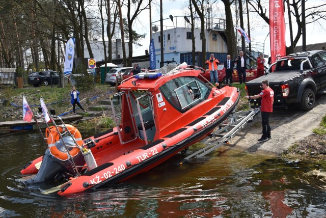 Teraz ratownicy mogą wypływać w białym szkwale, mgle. Łódź wyposażona jest w sonary i ma możliwość lokalizacji zatopionego sprzętu bez pomocy płetwonurków