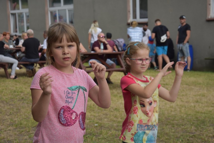 Kowbojskie klimaty na Festynie Rodzinnym w Lubiatowie