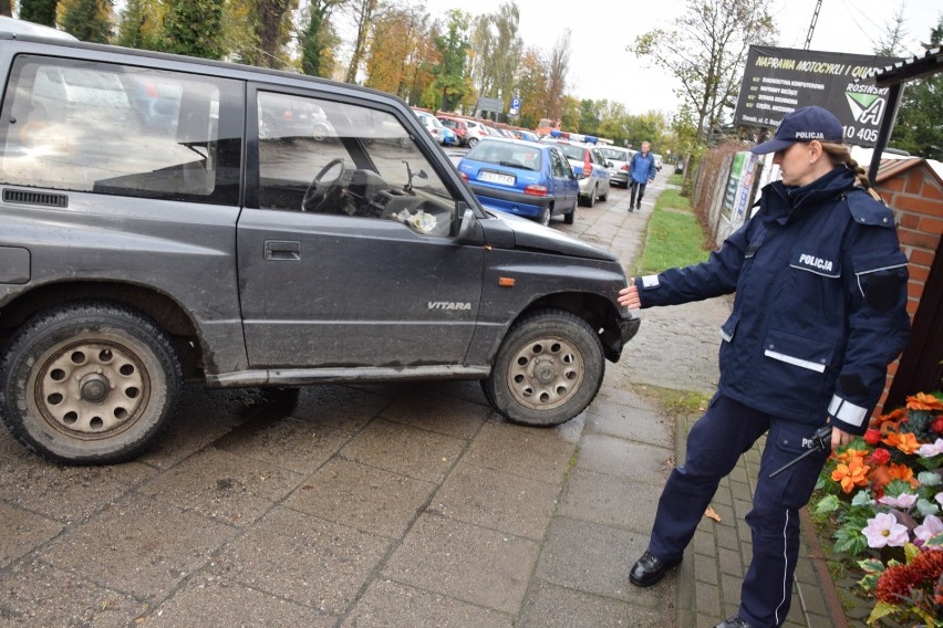 Sieradzcy policjanci ruszyli do walki z plagą parkowania w niedozwolonych miejscach