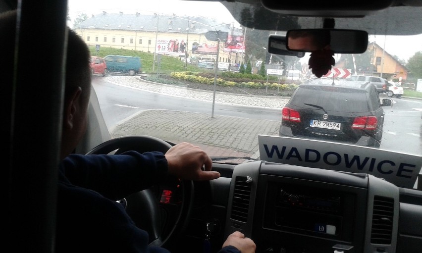 Wadowice. Busy jeżdżą, jak chcą. Kto zrobi z nimi porządek?