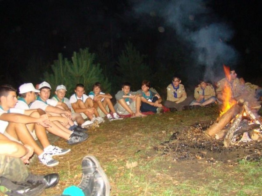 Scouts by the fire