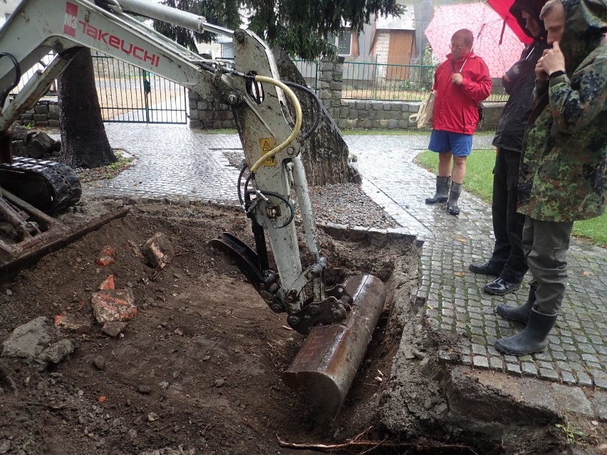 Znów ekshumacje w Białej Nyskiej. Archeolodzy znaleźli kolejny wojenny grób
