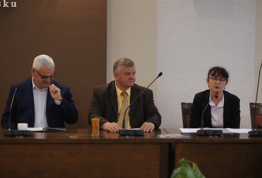 Radomsko: Na komisji skarg w starostwie o petycji w sprawie...