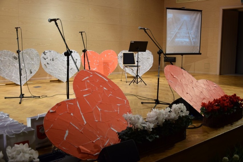 "Droga do wolności. Opowieść Stasia" - montaż słowno-muzyczny uczniów Szkoły Podstawowej Zbąszyń - 18 stycznia 2020