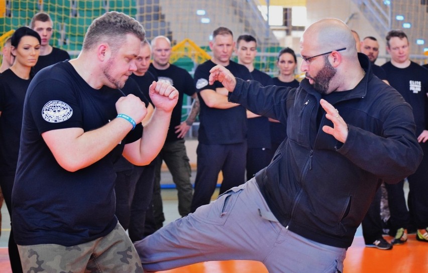 Ogólnopolskie seminarium Elite Krav Maga w Sieradzu 2019. Uczestników szkoli izraelski mistrz EKM Matan Bochner (zdjęcia)