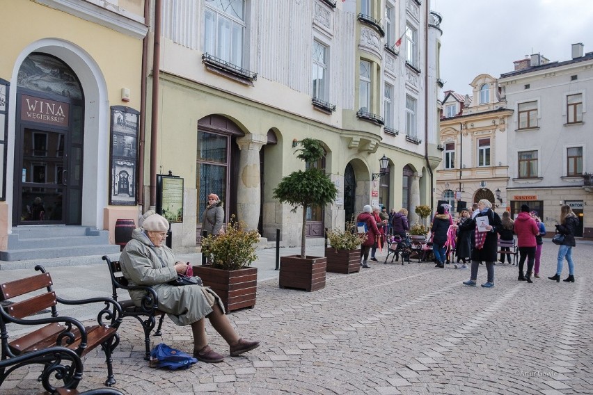 Tarnów. Zatańczyły przeciw gwałtom [ZDJĘCIA]  