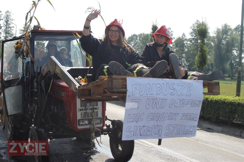 Dożynki miejskie w Sulmierzycach [ZDJĘCIA]                         