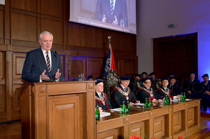 Po inauguracji Centrów Badawczych odbyło się uroczyste...