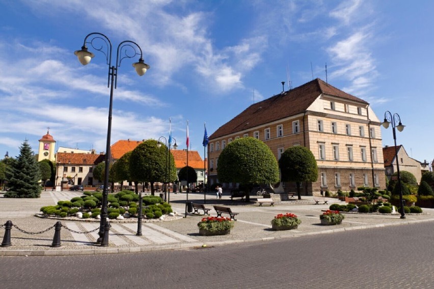 Pleszew. Rośnie liczba zakażeń koronwiarusem. Urząd Miasta i Gminy Pleszew apeluje do mieszkańców