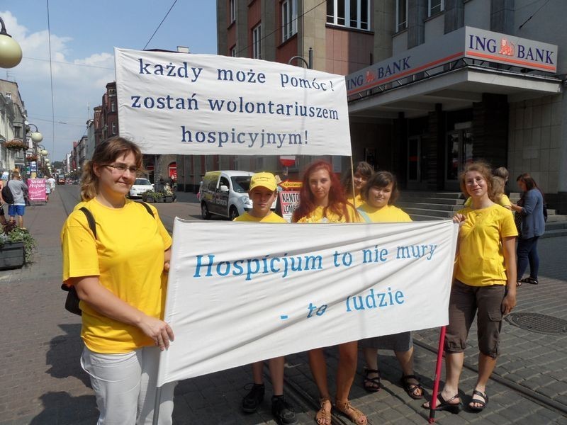 Chorzów: W czwartek na Wolności promowano wolontariat hospicyjny