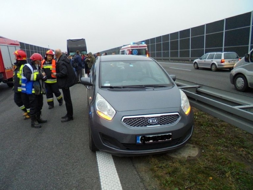 Zarzuty dla ukraińskiego kierowcy autobusu za niedzielny karambol na autostradzie A4 w Damienicach koło Bochni