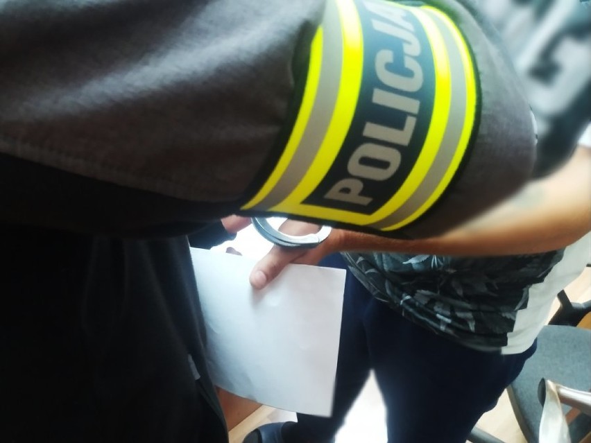 W Augustowie fałszywy policjant próbować wyłudzić pieniądze od staruszki