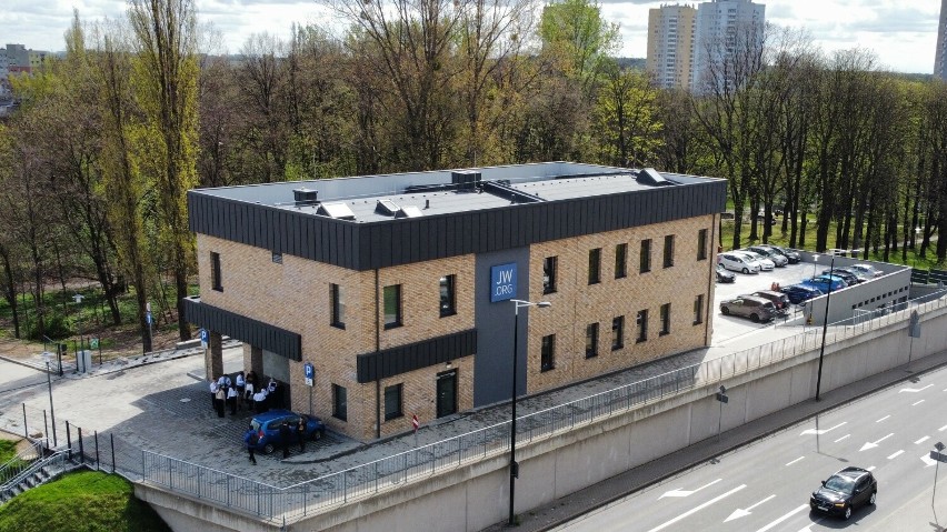 Sala Królestwa Świadków Jehowy, ul. Nadgórników 9, Katowice...