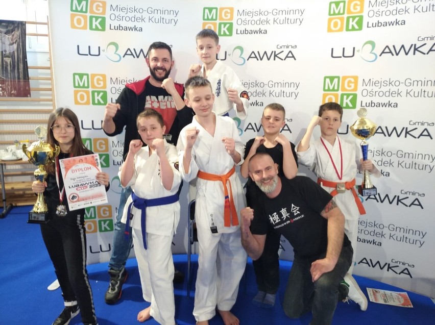 Kołobrzeski Turniej Karate Kyokushin MORSKA PERŁA, legniczanie wrócili z medalami