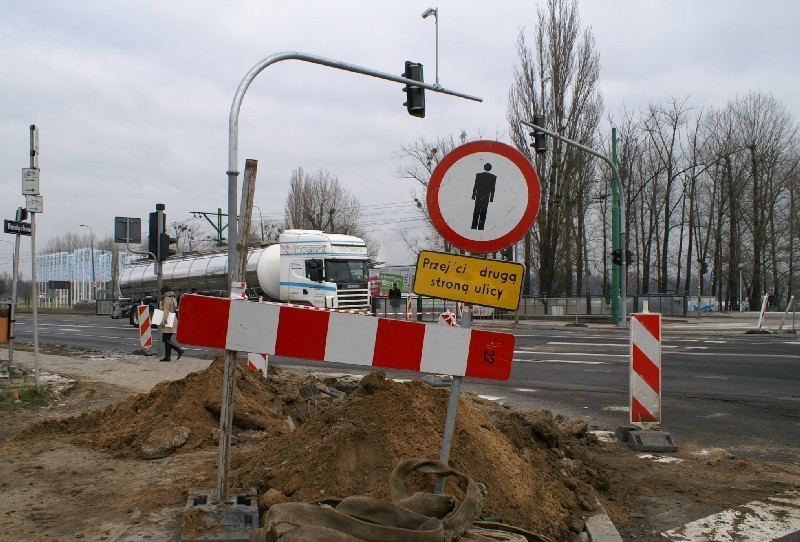 Prace na Jana Pawła potrwają jeszcze kilka miesięcy [ZDJĘCIA]