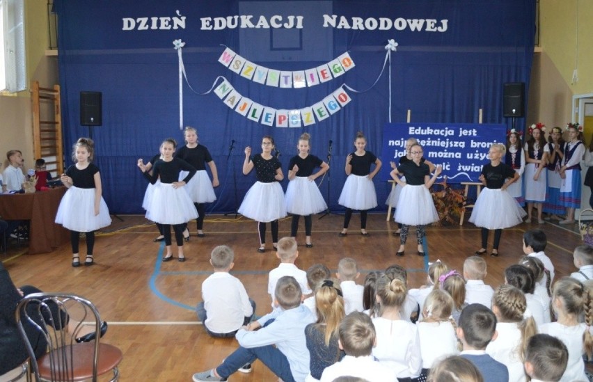 Dzień Edukacji Narodowej w Zespole Szkół w Radomicach miał w...