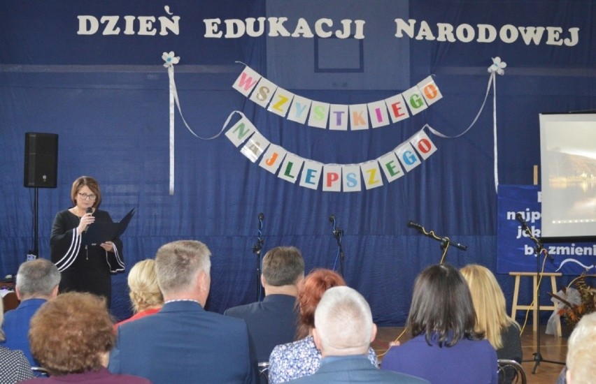 Dzień Edukacji Narodowej w Zespole Szkół w Radomicach miał w...