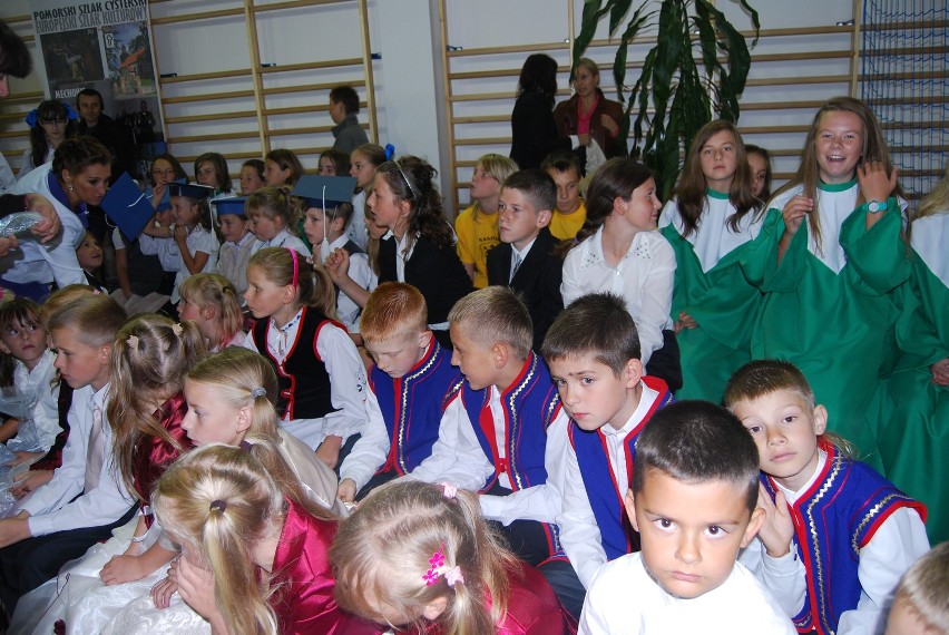 Otwarcie szkoły w Leśniewie