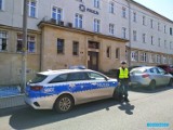 Policjant z Lubania eskortował 6- letniego chłopca do szpitala w powiecie karkonoskim