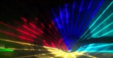 Laserowo-pirotechniczny spektakl przed CH Rondo [wideo]