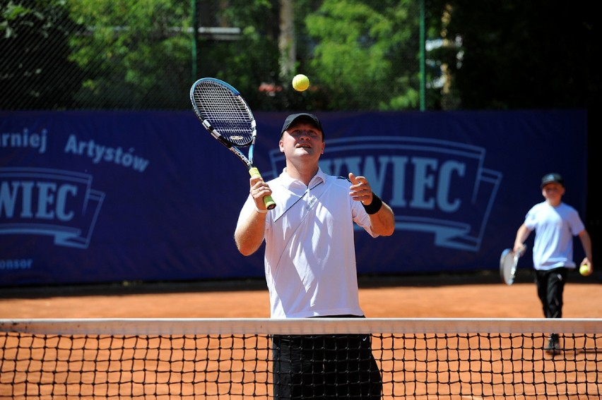 6 października 2013

Prezydent Sportowiec. Tenis to jeden z...