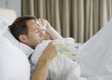 Grypa a przeziębienie. Jak odróżnić objawy tych wirusowych chorób? Czym różni się przebieg grypy od przeziębienia?