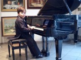 Kwidzyn: Uzdolniony 9-letni pianista Wiktor Sommer wystąpi w Kwidzynie