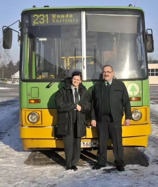 Dla Anny Szmidt i Jacka Wolińskiego, kierowców poznańskiego MPK, pożegnanie z Ikarusami nie było łatwe