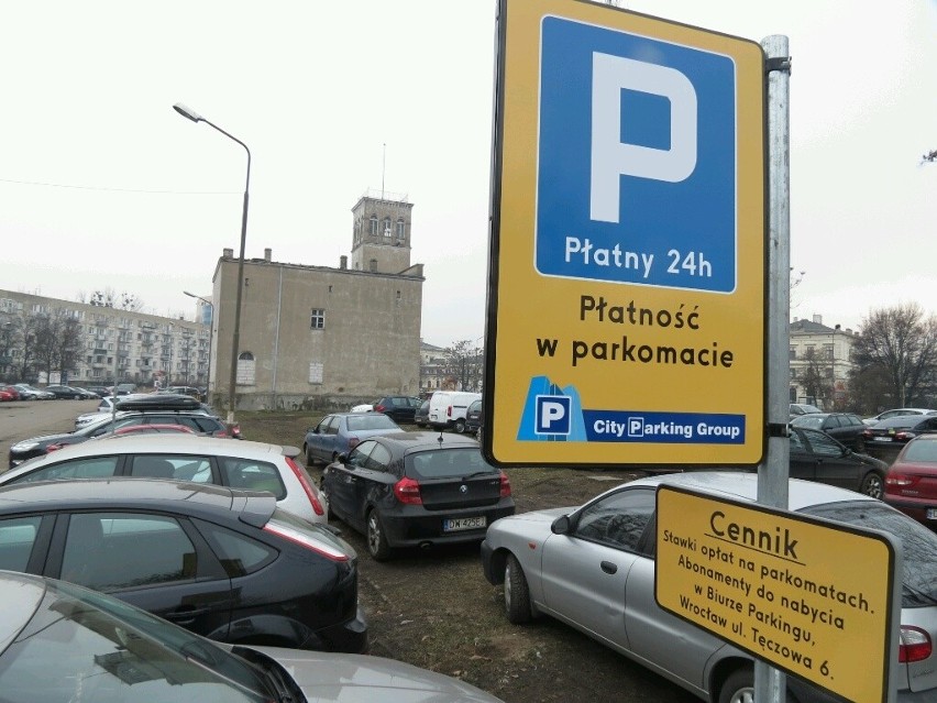 Prywatne parkomaty w centrum Wrocławia. Koniec darmowego parkowania (ZDJĘCIA, CENY)