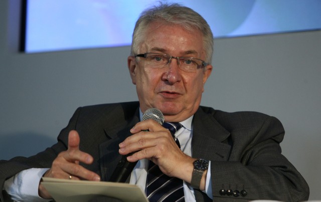 Prof. Edmund Wittbrodt, senator, były minister oświaty.