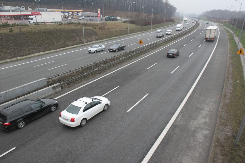 Ruda Śląska: Garb na A4 jest badany [ZDJĘCIA]