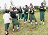 Poznań: Uczniowie z VIII LO pomagają szkole w Kenii