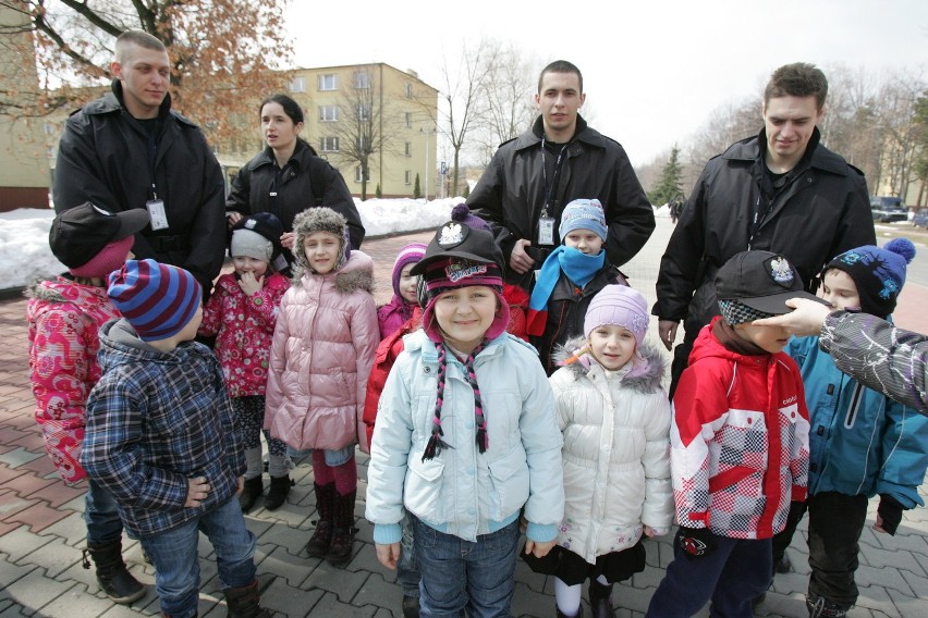 Przedszkolaki odwiedziły Szkołę Policji w Katowicach [ZDJĘCIA]