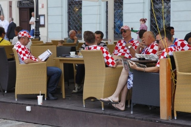 Kibice powoli wracają na Stary Rynek