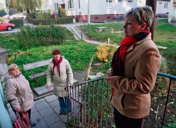 Od lewej lokatorki: Natalia Podraza, Mirela Gawarzewska, Joanna Żyra