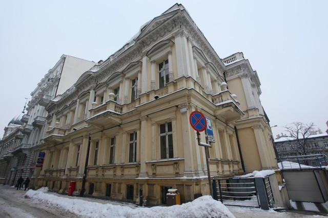 Rezydencję w stylu renesansu zbudowano w latach 80. XIX stulecia