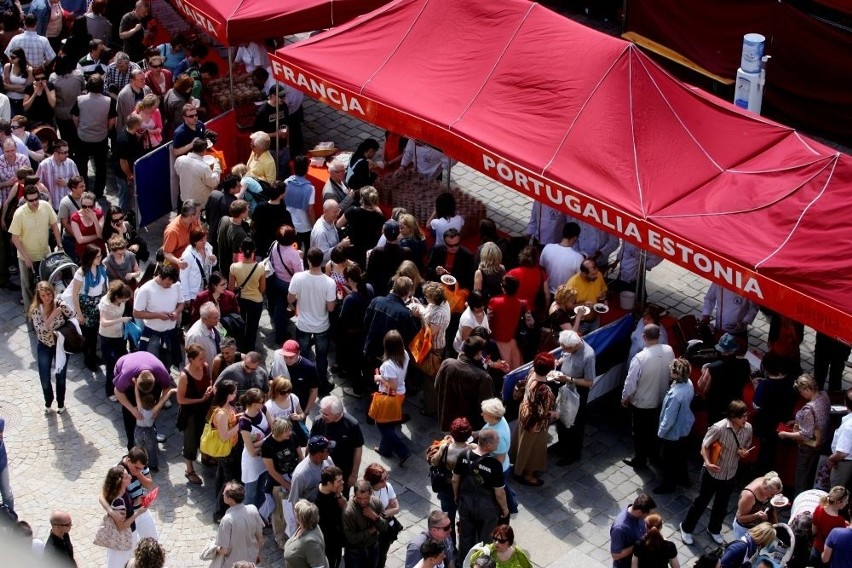 Wrocław: Rynek zamienił się w 27 kuchni europejskich 