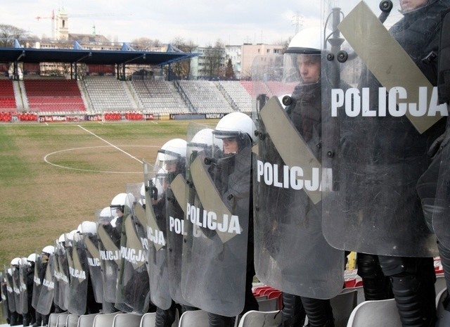 Policjanci ćwiczyli przed derbami m.in. na stadionie Widzewa