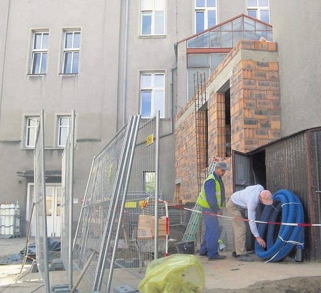 W szpitalu w Gostyniu trwa rozbudowa bloku operacyjnego