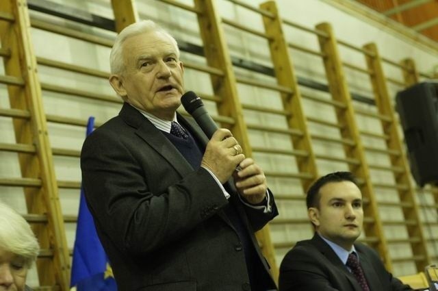 Politycy SLD zabrali głos w debacie na temat likwidacji poznańskich szk&oacute;ł