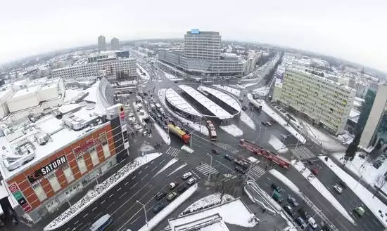 Plac Grunwaldzki - na tym zdjęciu ciężko będzie odnaleźć Wyspę Słodową, choć formalnie leży ona na osiedlu o takiej nazwie. Magistrat: Podział geodezyjny ma wyłącznie charakter techniczny...