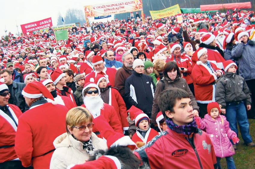 W sobotę do Wieżycy przyjechało trzy tysiące Mikołajów...