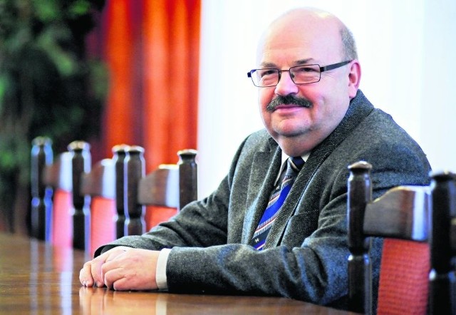 Spór o habilitację rektora Andrzejaka trwa prawie dwa lata