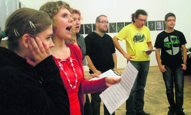 Chórzyści z jaworznickiego chóru gospel zapraszają do wspólnego śpiewania