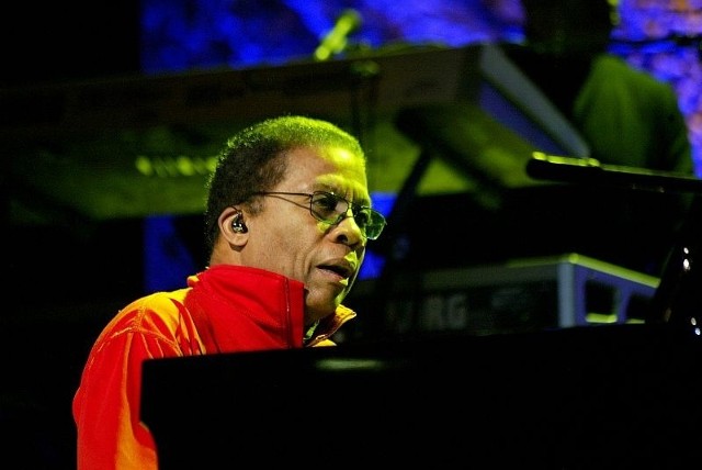 Amerykański pianista Herbie Hancock uwiódł publiczność w Hali Ludowej