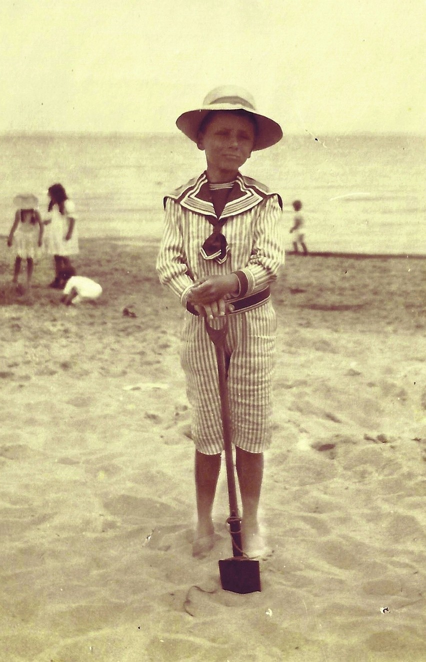 Władysław Fabiani na plaży, Sopot 1911 r.