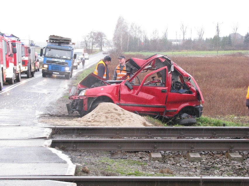 Wypadek na torach. Kobieta nie żyje, maszynista był pijany (ZDJĘCIA)