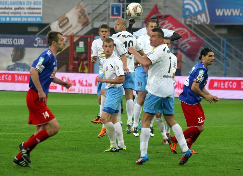 Piast Gliwice - Kolejarz Stróże 2:0. W Gliwicach pachnie ekstraklasą! [ZDJĘCIA]