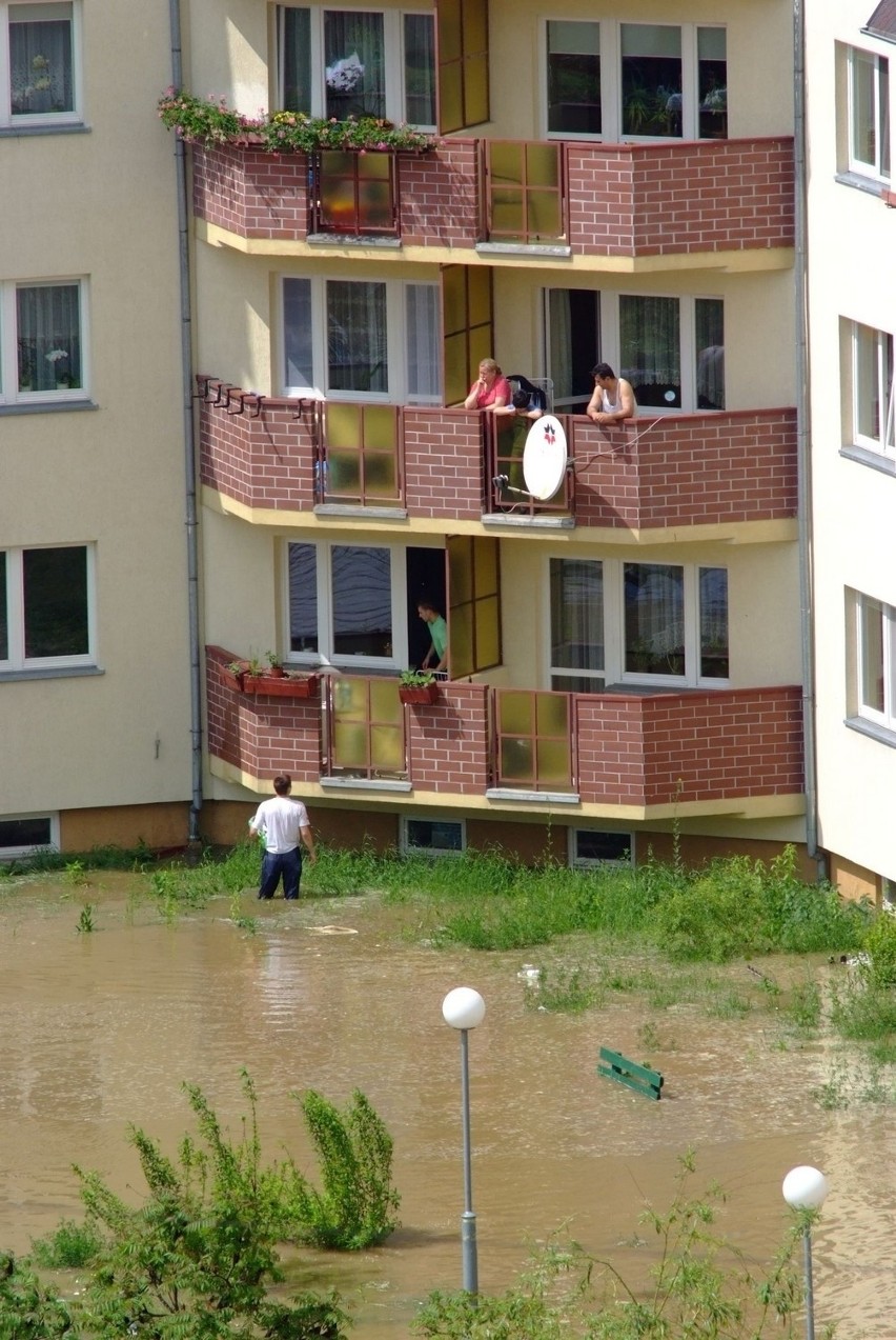 Woda zalała Kozanów! (RELACJA NA ŻYWO, ZDJĘCIA)