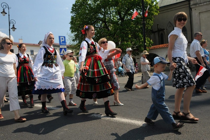 Polonez dla Lublina z okazji święta 3 Maja (WIDEO, ZDJĘCIA)